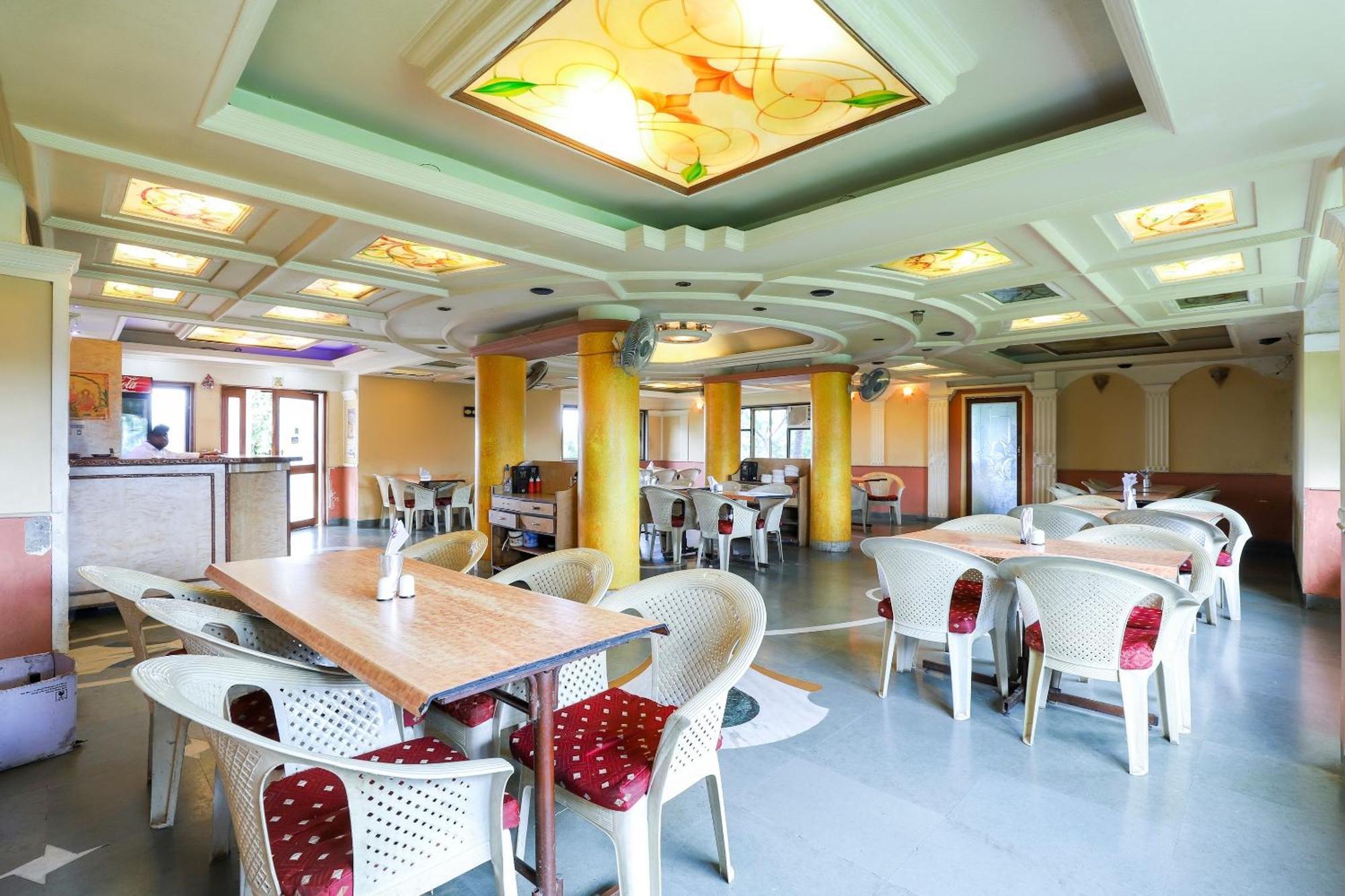 Palette Bhimpore Daman Marwad Exteriör bild